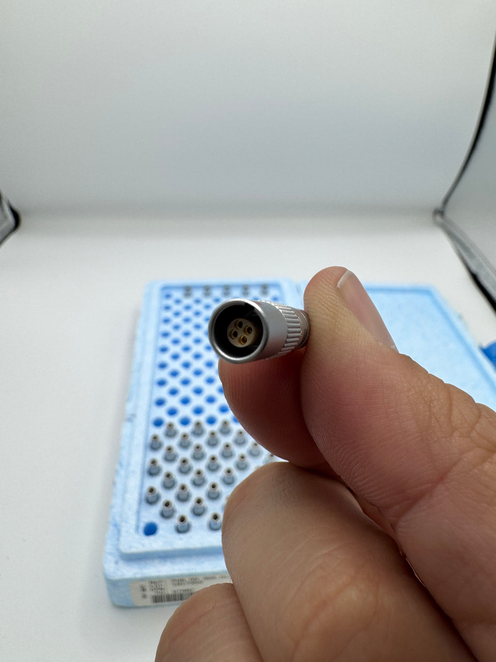 LEMO 4-Pin 00B Connectors for DSMC Sync port (Lot of 55)