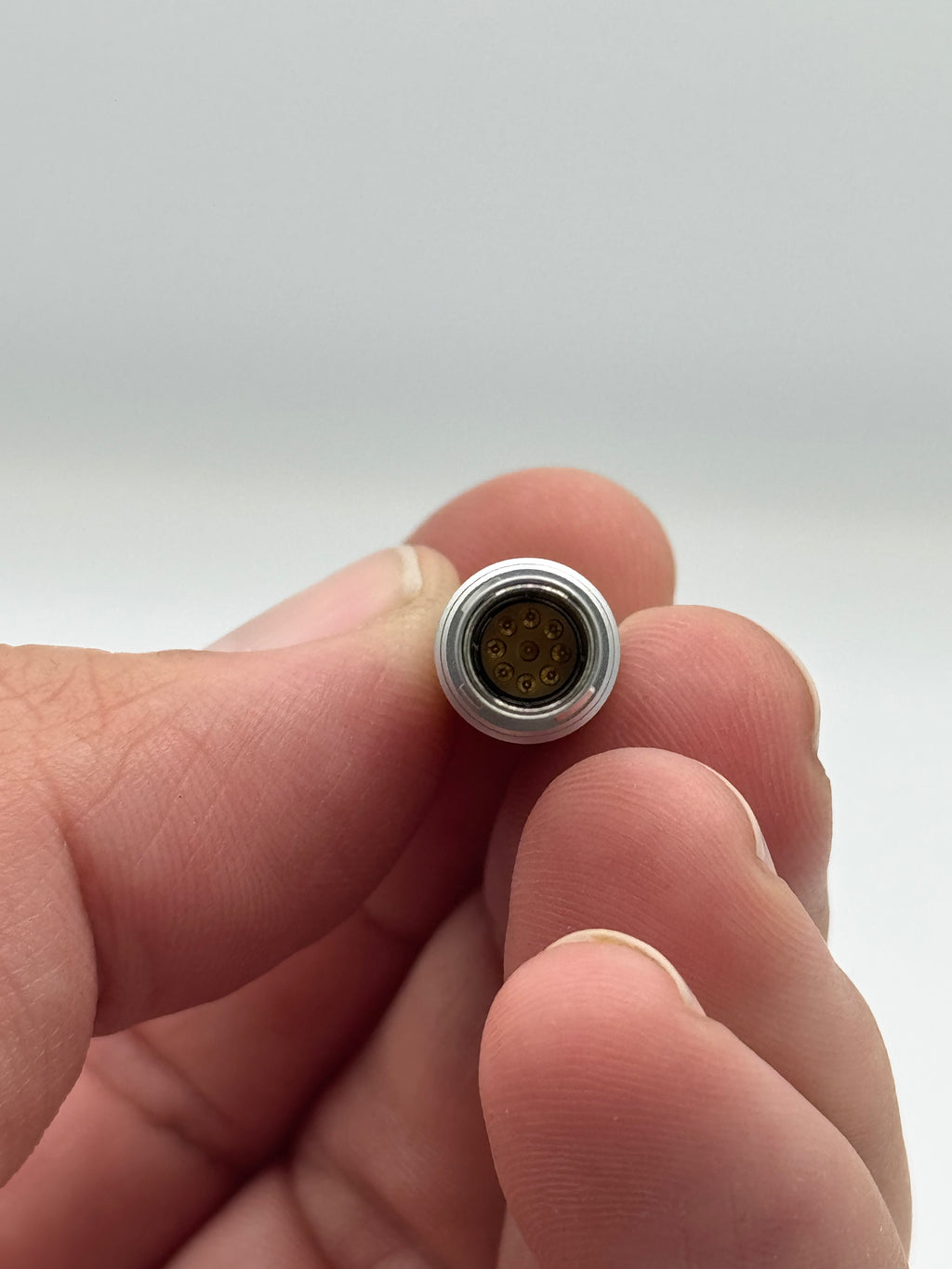 9-Pin EXT STRAIGHT V-Raptor Connectors by MOCO [1 Connector]